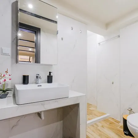 Fairytale Loft Apartment, Vesta Philoxenia * Thessaloníki